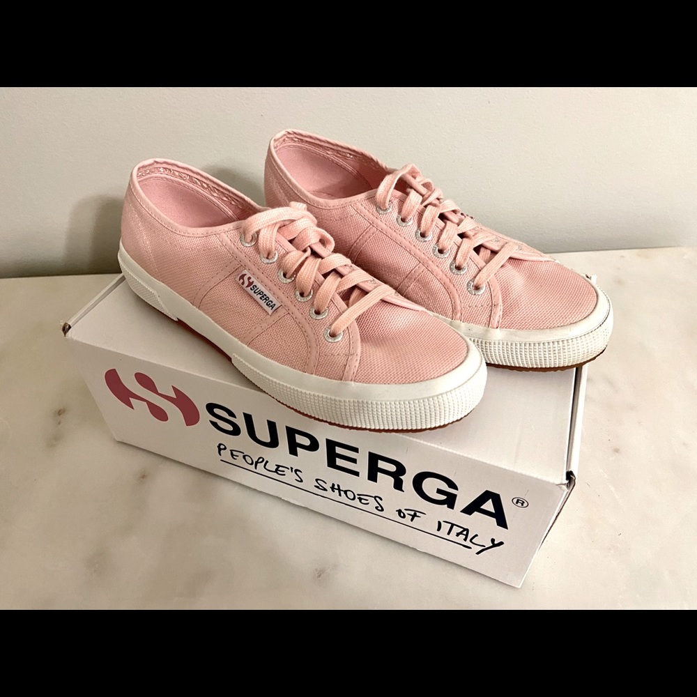 Superga 2750 Cotu Classic in Light Pink, size 8